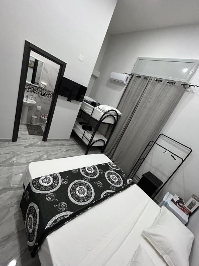 Apartamento Foria House Valentino Nápoles Exterior foto